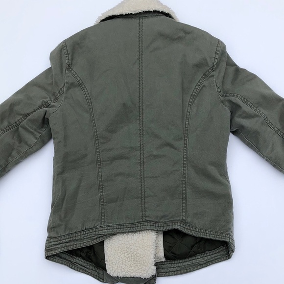 Hollister Olive Wrap Sherpa Jacket - Picture 4 of 4